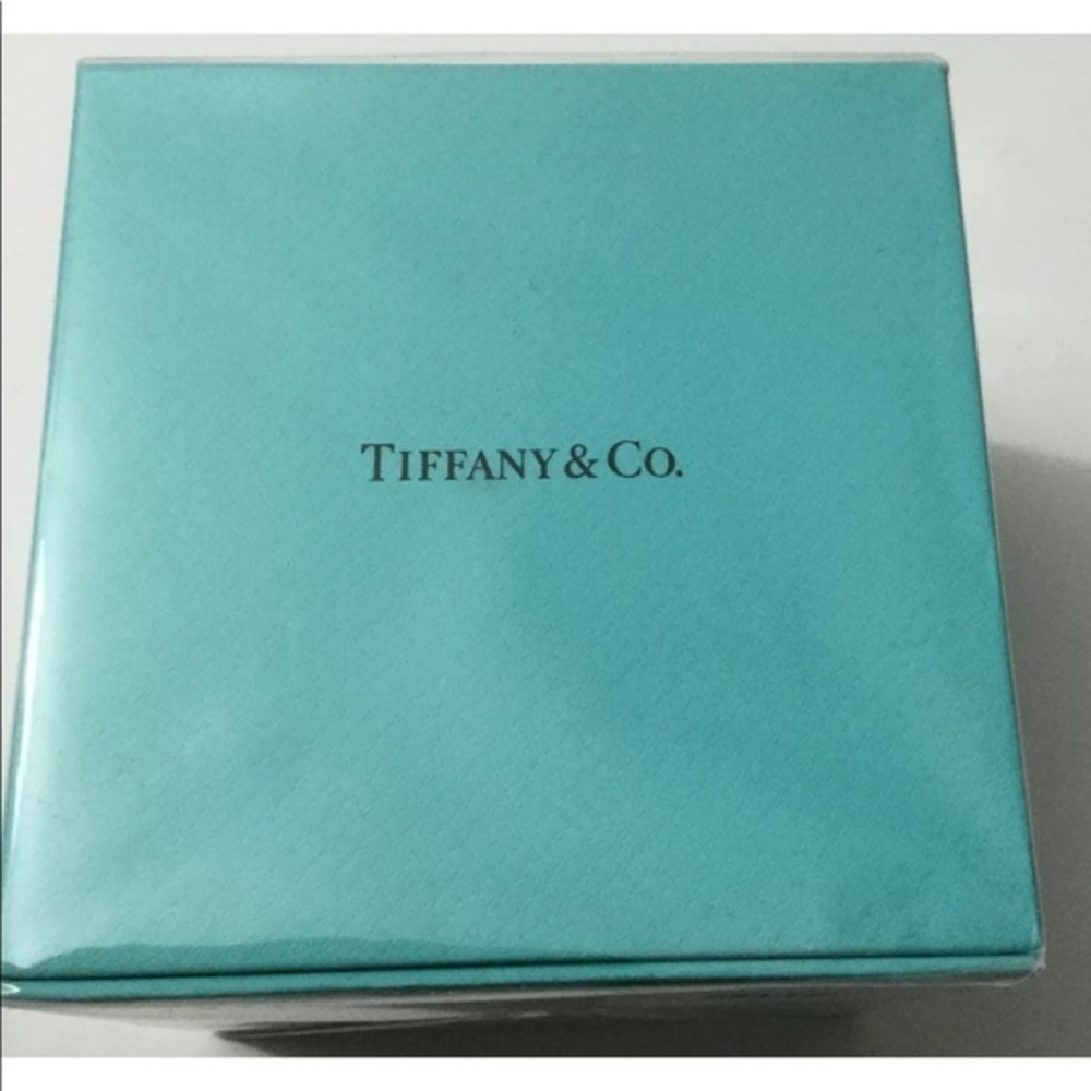 Tiffany & Company Large Candle #3 9.52 Oz SEALED